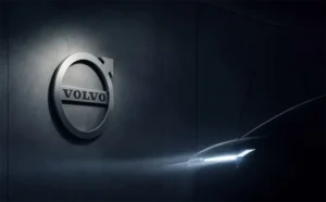 Volvo готує новий електричний кросовер EX50