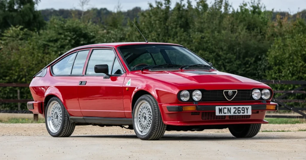 Alfa Romeo GTV6